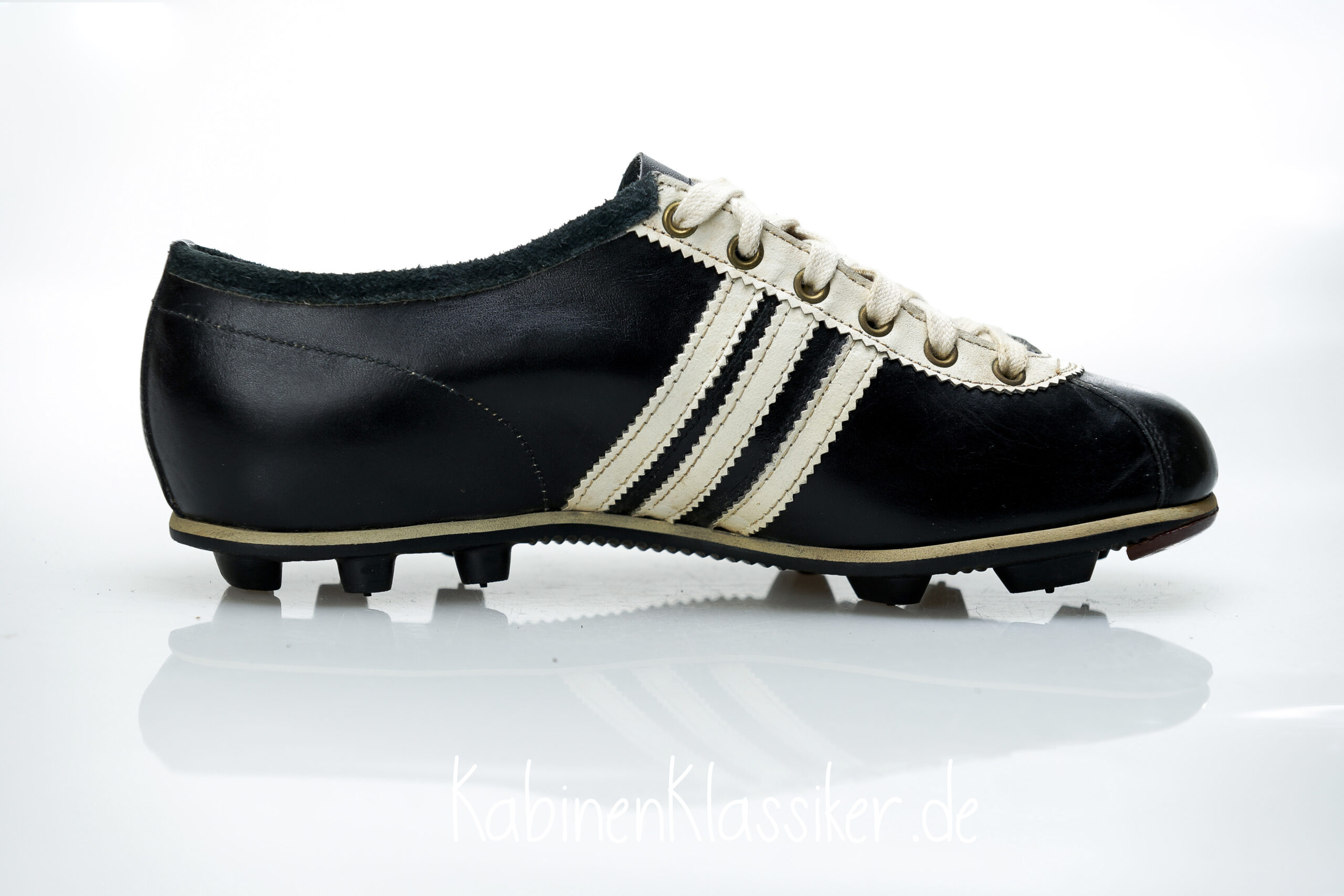 Einzigartige Adidas Fußballschuhe