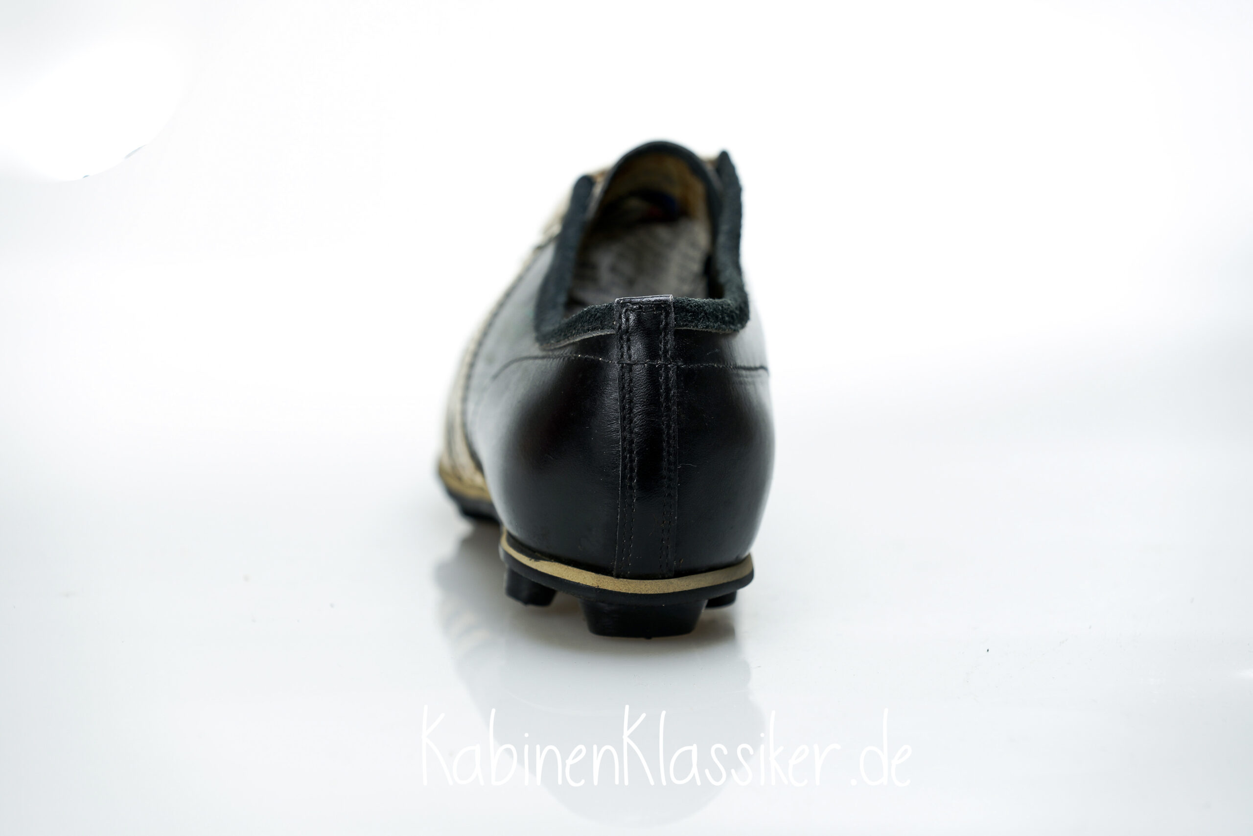 Einzigartige Adidas Fußballschuhe