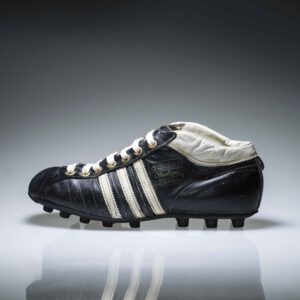 Antike Adidas Fußballschuhe